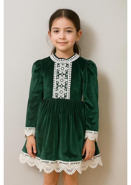 Kız Çocuk Dantel Detay Yeşil Kadife Elbise