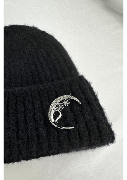 Broş Detay Çizgi Desen Katlamalı Şapka Bere modelleri