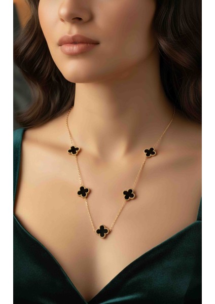 Zarif Dört Yapraklı Yonca Detaylı Çelik Kolye | Suya Dayanıklı Kararmaz Şıklık