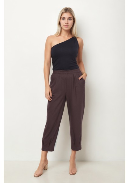 Beli Lastikli Paçası Pileli Pantolon