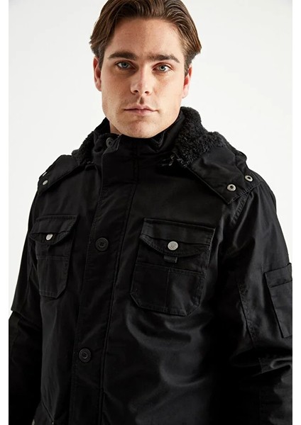 Erkek Siyah Kapüşonlu Kürk Astarlı Su Geçirmez Kaplamalı Kalın Kaban 2485