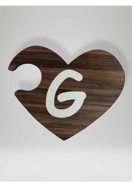 G Harfi (Sağ Parça) – Ahşap Puzzle Kalp Harf Magnet – Buzdolabı Süsü – Ikili Uyumlu (KOD:1005)