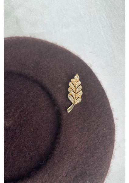 Broş Detay Fransız Ressam Keçe Bere modelleri