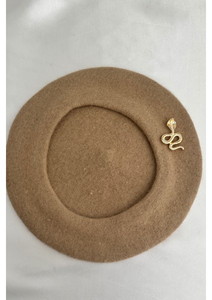 Broş Detay Fransız Ressam Keçe Bere fiyatları