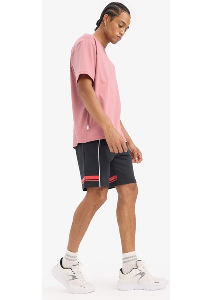 Fit NBA Chicago Bulls Boxy Fit Bisiklet Yaka Sırt Baskılı Kısa Kollu Tişört