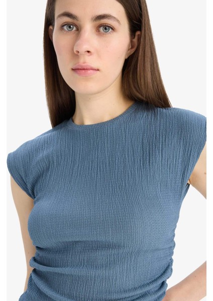 Slim Fit Dar Kesim Bisiklet Yaka Bürümcük Kısa Kollu Tişört E3398AX25SP