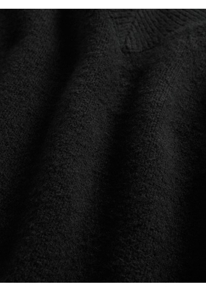 Kadın Siyah Cashsoft Oversized V-Yaka Kazak modelleri