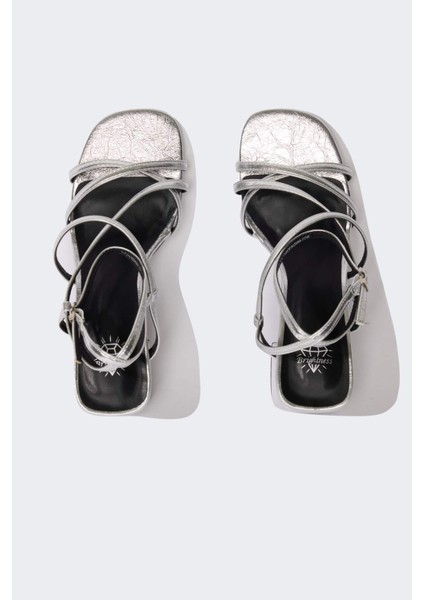 Kadın Yüksek Taban Suni Deri Topuklu Sandalet