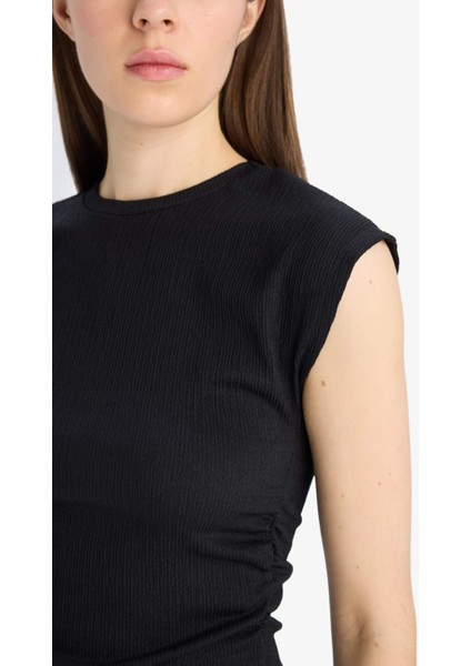 Slim Fit Dar Kesim Bisiklet Yaka Basic Düz Bürümcük Kısa Kollu Tişört E3398AX25SP