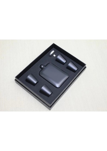 çınar ticaret 4 shot bardaklı matara seti siyah