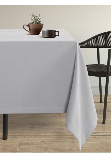Kadife Dokulu Gümüş Grisi Masa Örtüsü