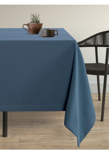 Kadife Dokulu Güvercin Mavisi Dertsiz Masa Örtüsü