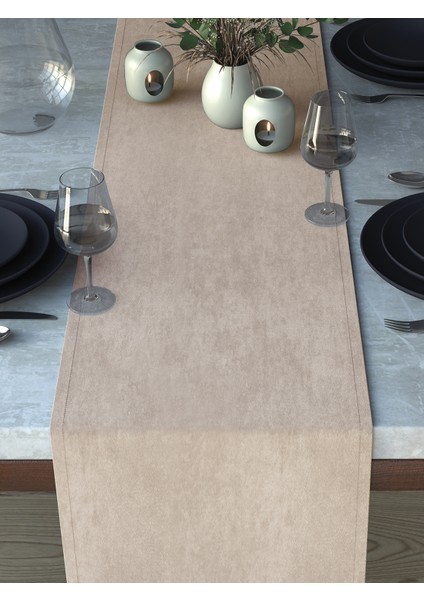 Kadife Dokulu Badem Ezmesi Rengi Runner indirimleri