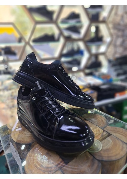 Siyah Rugan Deri Su Geçirmez Comfort Mevsimlik-Kışlık Lastik Bağcık Erkek Sneaker ayakkabı fiyatları