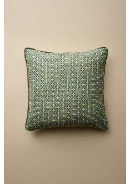 Merivo Desenli Biye Detaylı Kırlent Kılıfı fiyatları