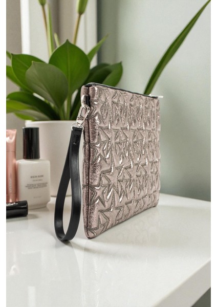 Yıldız Desenli Platin Portföy Çanta fırsatları