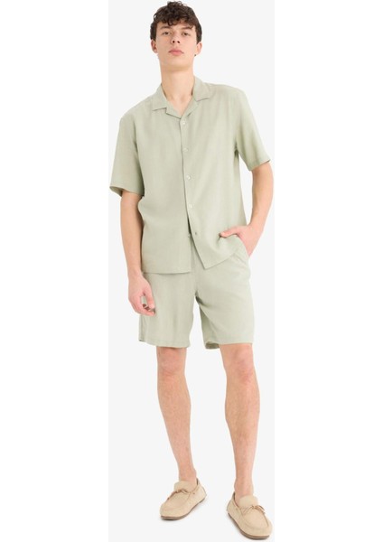 Relax Fit Beli Bağcıklı Keten Karışımlı Bermuda Şort D9913AX25AU