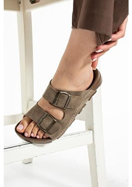 Çift Toka Unisex Terlik Açık Kahve Renk Yumuşak ve Hafif Tasarım fırsatları