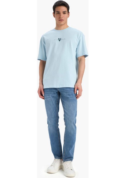 %100 Pamuk Vikings Comfort Regular Fit Rahat Kalıp Bisiklet Yaka Sırt Baskılı Kısa Kollu Tişört B8092AX25SP