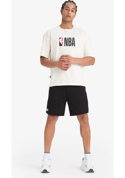 Fit NBA Wordmark Oversize Geniş Kalıp Bisiklet Yaka Kısa Kollu Tişört
