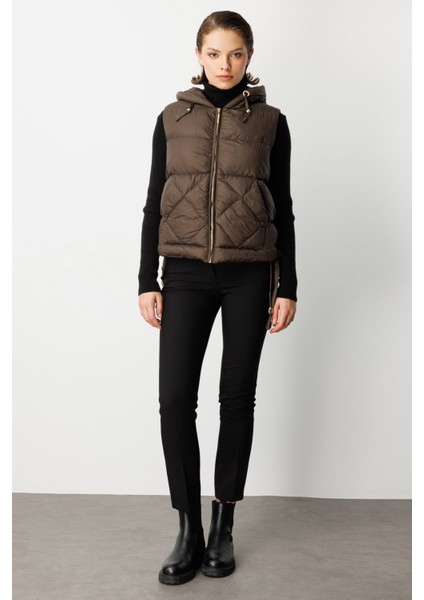 Kadın Kapüşonlu Şişme Yelek 8581 Haki fırsatları