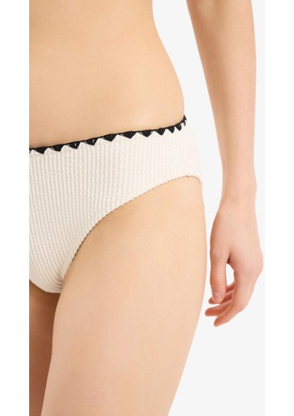 Regular Fit Bürümcük Bikini Altı E0309AX25SM