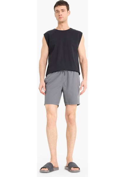 Regular Fit Kısa Boy Cepli File Astarlı Beli Bağcıklı Düz Hafif Kumaş Deniz Şortu