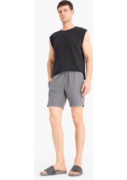 Regular Fit Kısa Boy Cepli File Astarlı Beli Bağcıklı Düz Hafif Kumaş Deniz Şortu