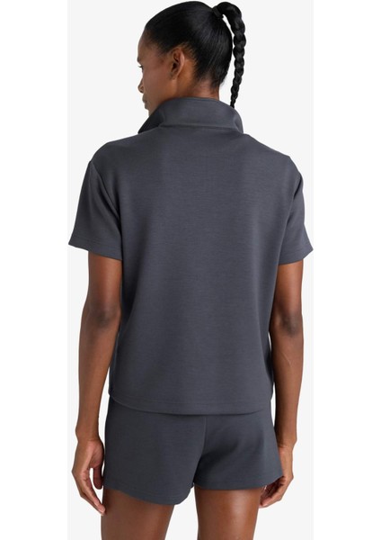 Fit Standart Fit Dik Yaka Modal Kısa Kollu Tişört