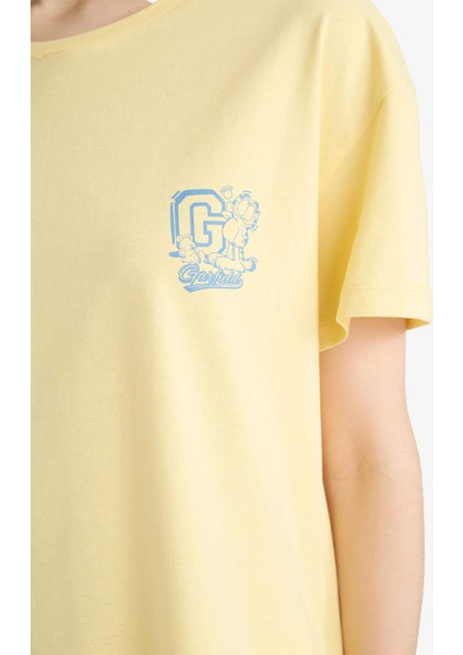 Garfield Pijama Takımı Kısa Kollu Üst Beli Lastikli Şort-Fall in Love