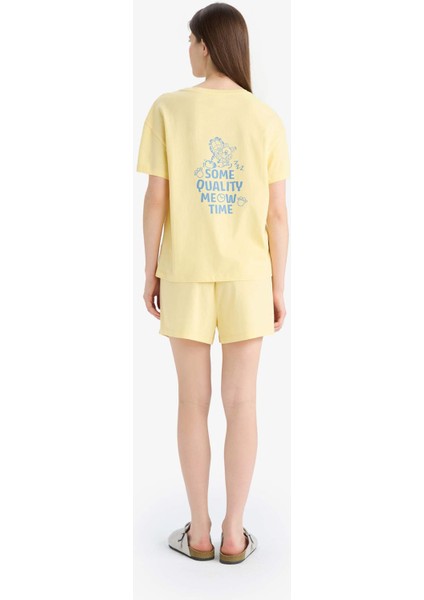 Garfield Pijama Takımı Kısa Kollu Üst Beli Lastikli Şort-Fall in Love