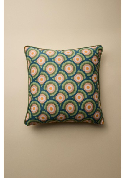 Retroloop Desenli Biye Detaylı Kırlent Kılıfı