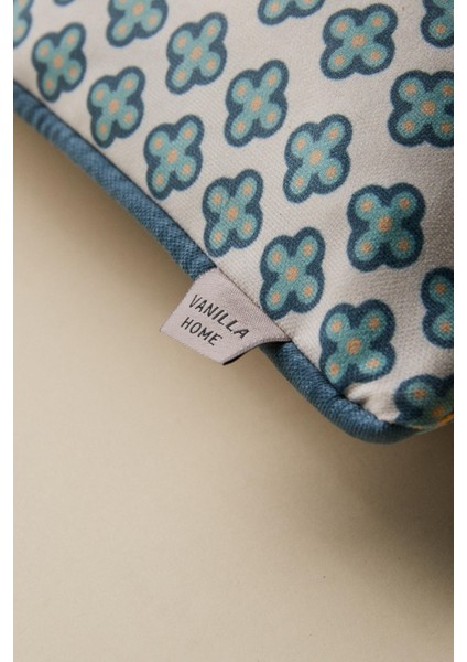 Merivo Desenli Biye Detaylı Kırlent Kılıfı modelleri