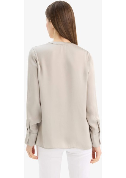 Regular Fit Apaş Yaka Saten Uzun Kollu Bluz C3217AX25SP