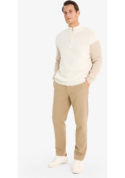 Regular Fit Normal Kesim Kumaş Pantolon Cepli Düz Paça E2937AX24WN