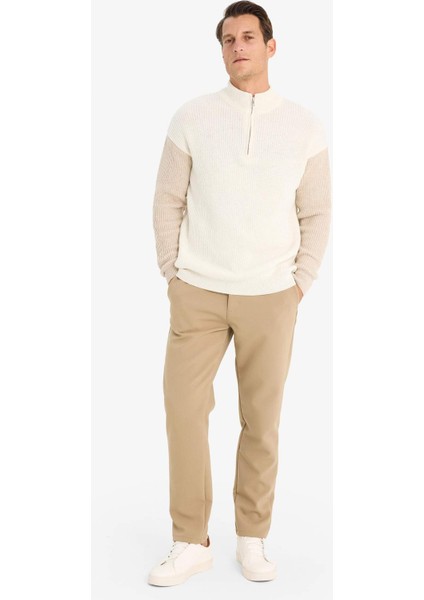 Regular Fit Normal Kesim Kumaş Pantolon Cepli Düz Paça E2937AX24WN