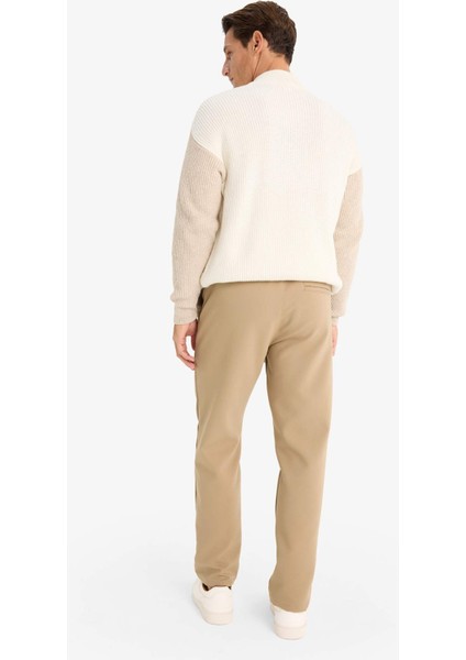 Regular Fit Normal Kesim Kumaş Pantolon Cepli Düz Paça E2937AX24WN