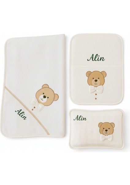 Fiyonklu Ayıcık Desenli Isme Özel Nakışlı Krem 3 Lü Bebek Alt Açma Seti