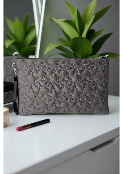 Yıldız Desenli Gri Süet Portföy Çanta
