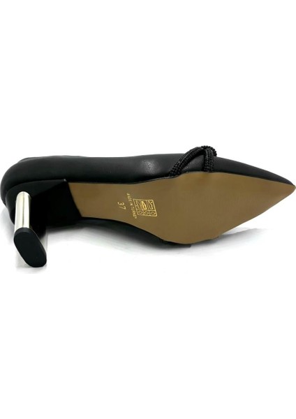 298073 Siyah Kadın Günlük Ayakkabı fırsatları