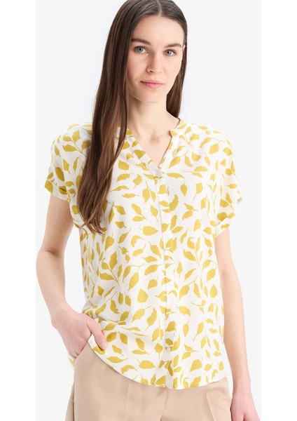 Regular Fit Apaş Yaka Desenli Kısa Kollu Gömlek I6173AZ25SM