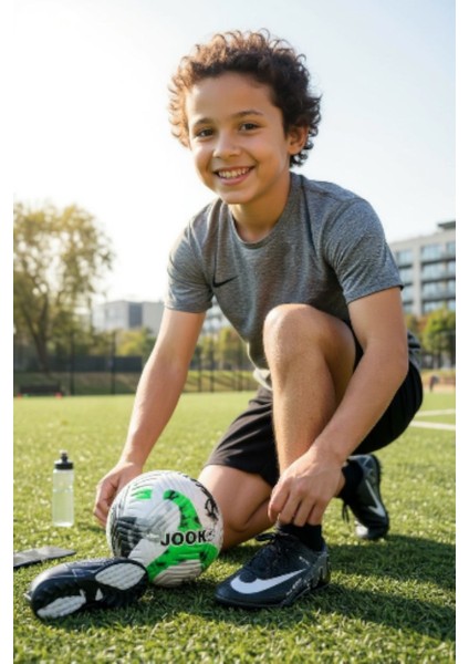 Halı Saha Krampon & Futbol Topu Seti modelleri