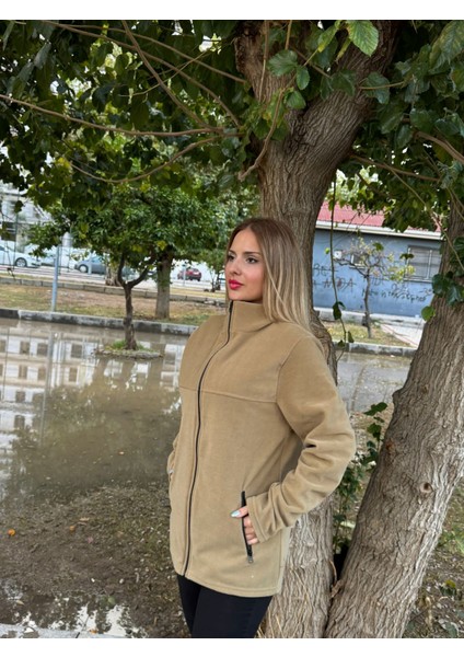 Kadın Önü Fermuarlı Cepli Camel Renk Polar Ceket modelleri
