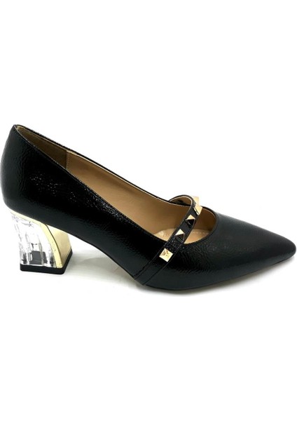 298077 Siyah Rugan Kadın Günlük Ayakkabı modelleri