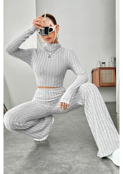 çınar ticaret kadın gri çizgili boğazlı crop top ve yüksek bel pantolon takım fırsatları