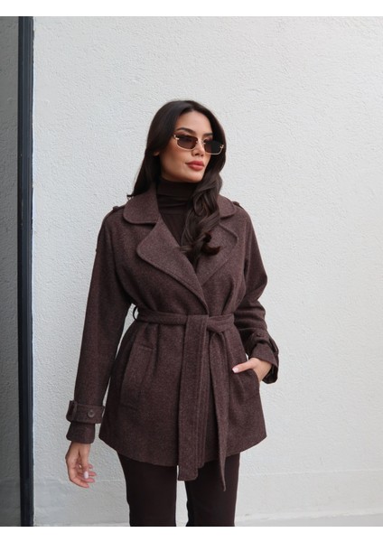 Kol Apolet Bağlamalı Kısa Kaşe Kaban fırsatları