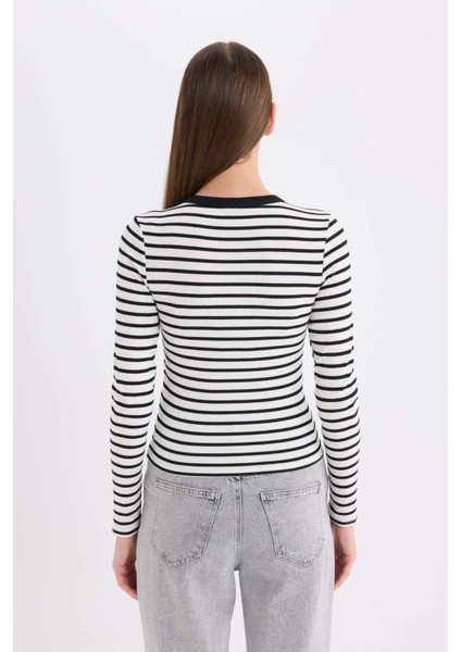 Slim Fit Dar Kesim Bisiklet Yaka Çizgili Uzun Kollu Tişört