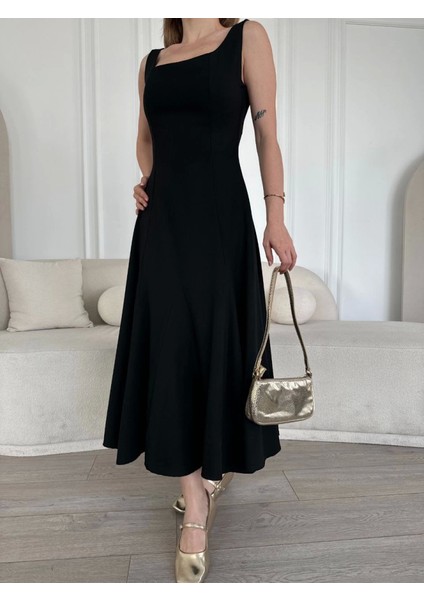 Sırt Dekolteli Kolsuz Uzun Elbise - Siyah