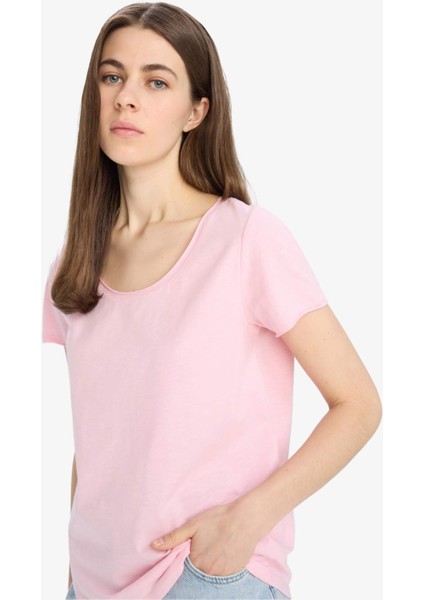 Regular Fit Yuvarlak Yaka Basic Düz Kısa Kollu Beyaz Tişört