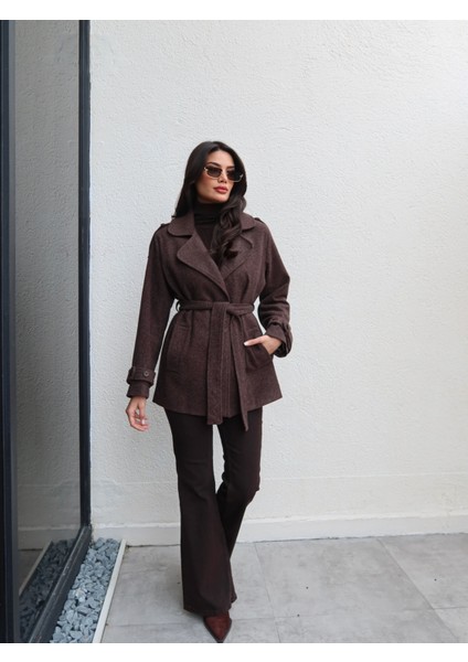 Kol Apolet Bağlamalı Kısa Kaşe Kaban fiyatları